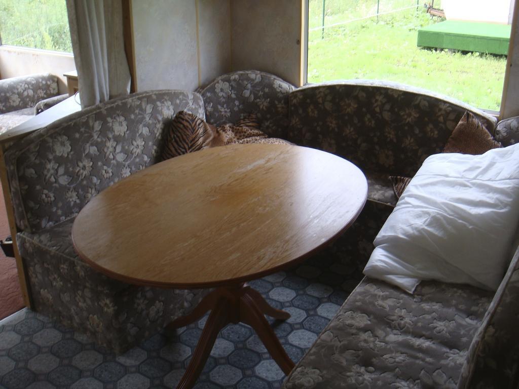 Guest House Kalnu Pupoli Šenheida 部屋 写真