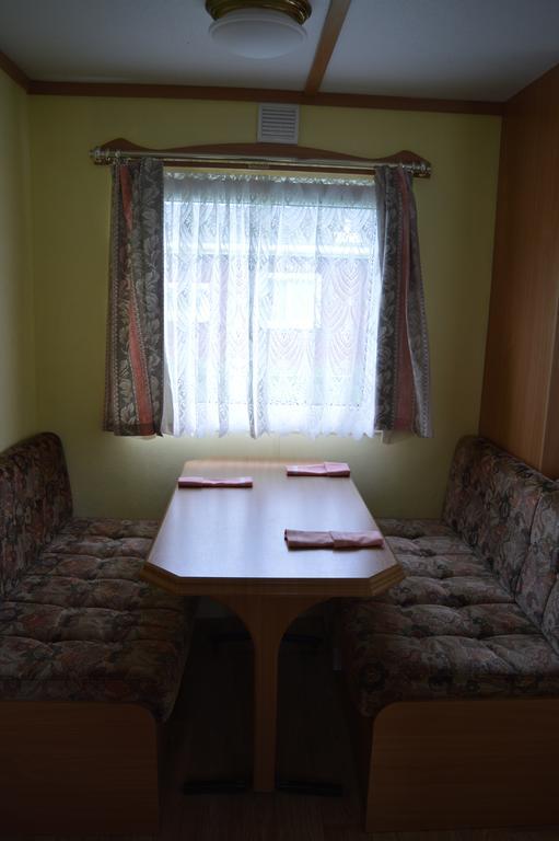 Guest House Kalnu Pupoli Šenheida エクステリア 写真