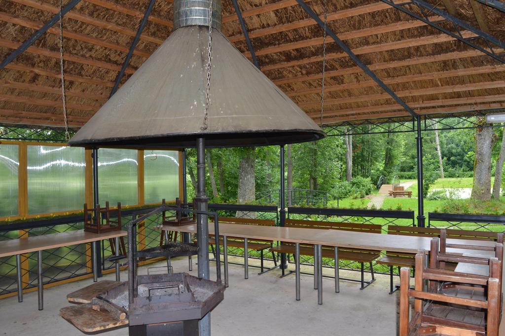 Guest House Kalnu Pupoli Šenheida エクステリア 写真